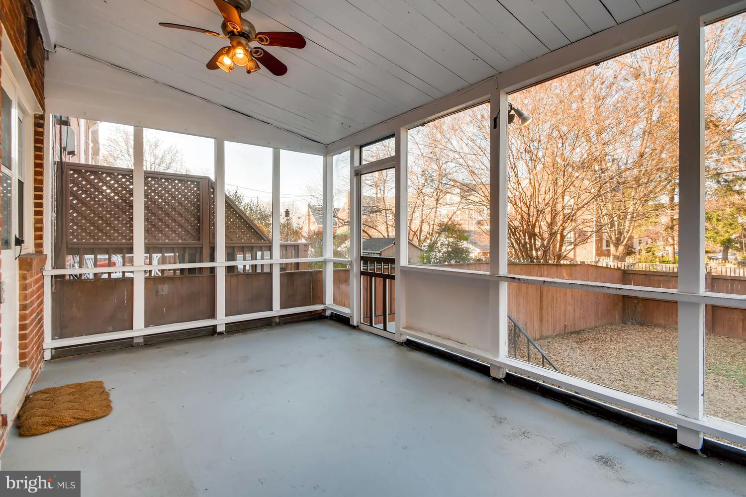 148 Hopkins Road Baltimore, MD 21212 - Photo 26 of 36 Screened porch with ceiling fan