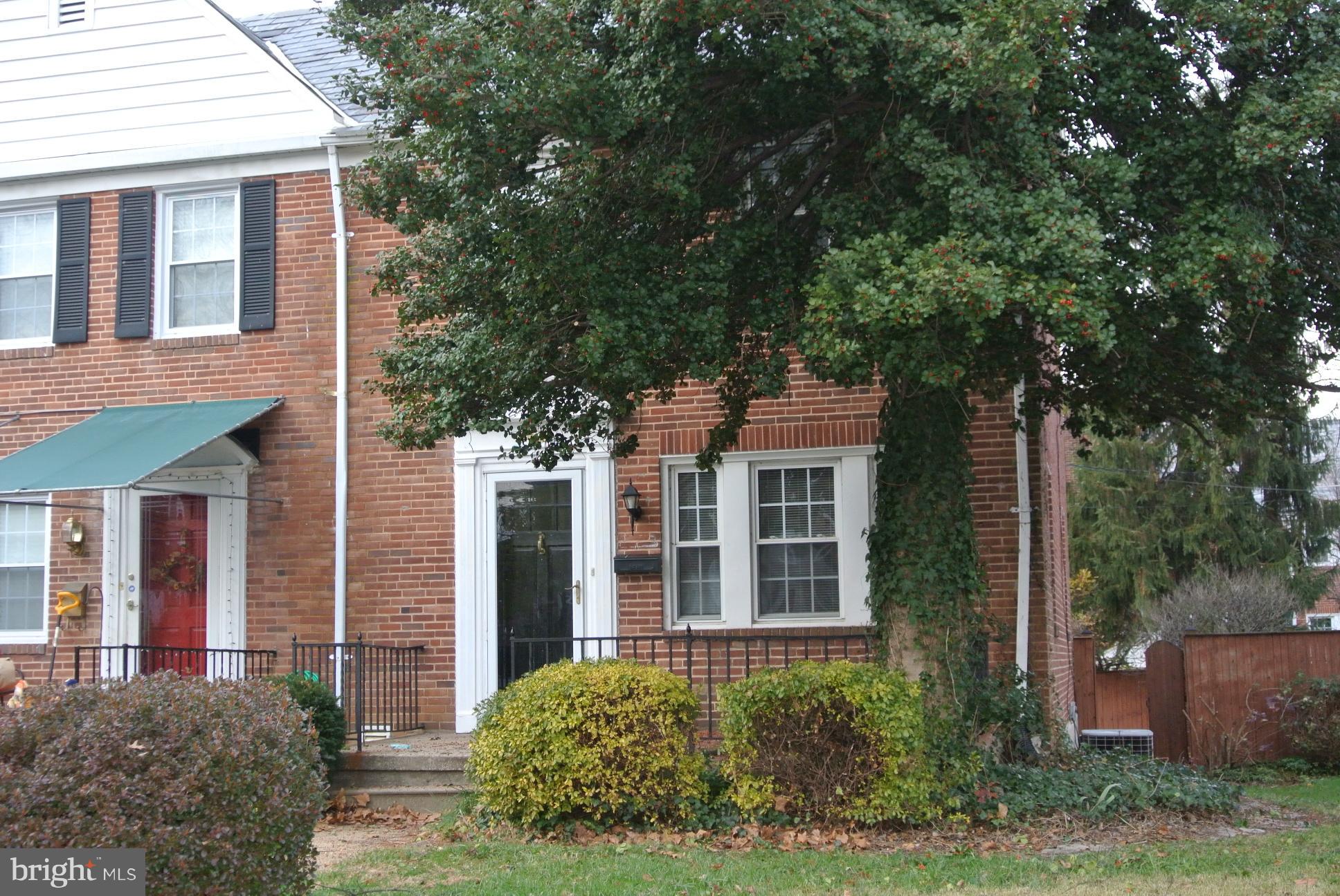 148 Hopkins Road Baltimore, MD 21212 - Photo 36 of 36 Make this lovely end of group yours!