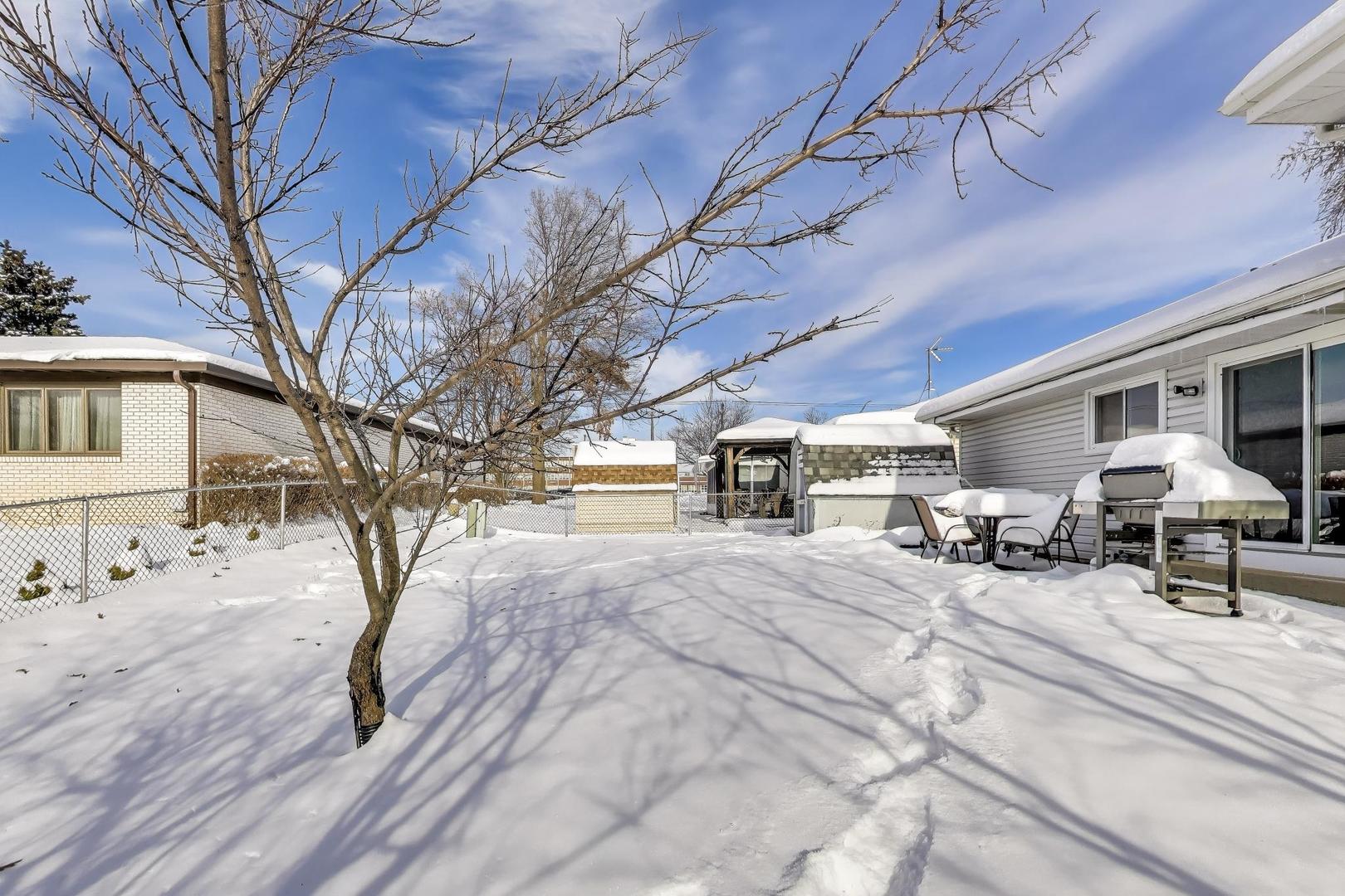 180 Prairie Drive Addison, IL 60101 - Photo 31 of 35 Gallery Image 31