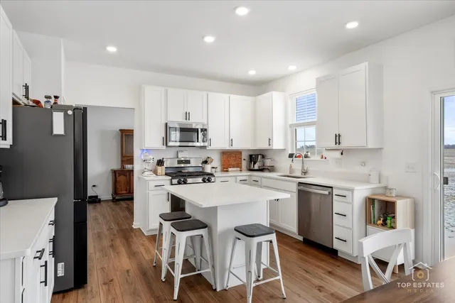 $458,000 | 1457 Collins Street, Elburn, IL 60119