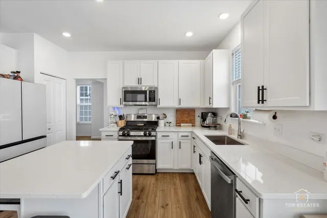 $458,000 | 1457 Collins Street, Elburn, IL 60119