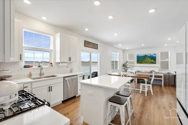 $458,000 | 1457 Collins Street, Elburn, IL 60119