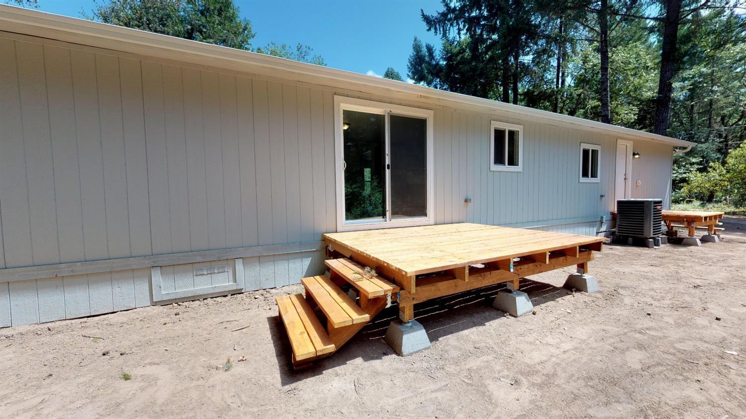 2753 Russell Road Grants Pass, OR 97526 - Photo 18 of 26 Additional Photo