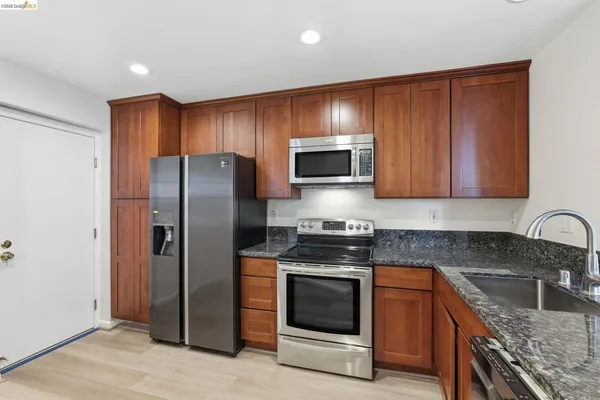 $500,000 | 2503 Baywood Way, Richmond, CA 94804