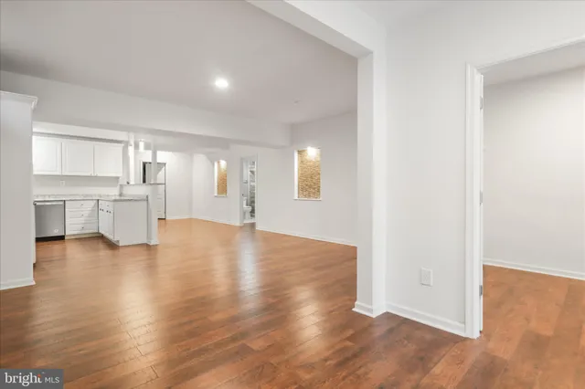 $4,695 | 25209 Eisenhower Drive, Chantilly, VA 20152