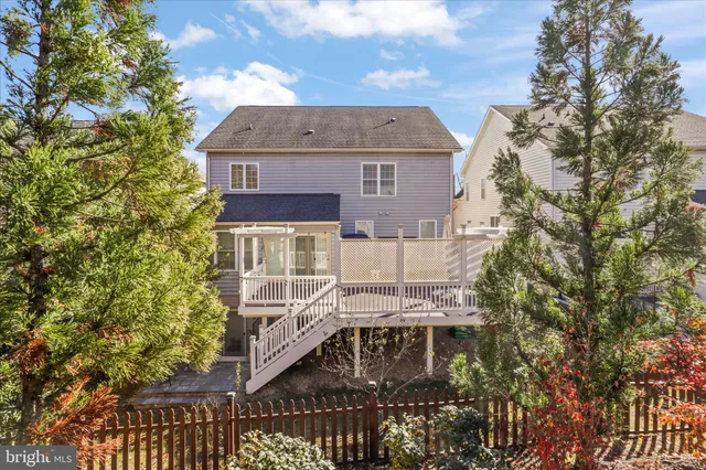 $4,695 | 25209 Eisenhower Drive, Chantilly, VA 20152