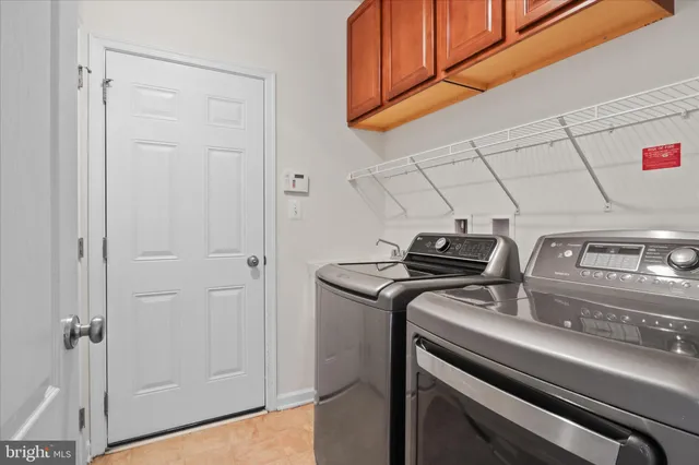 $4,695 | 25209 Eisenhower Drive, Chantilly, VA 20152