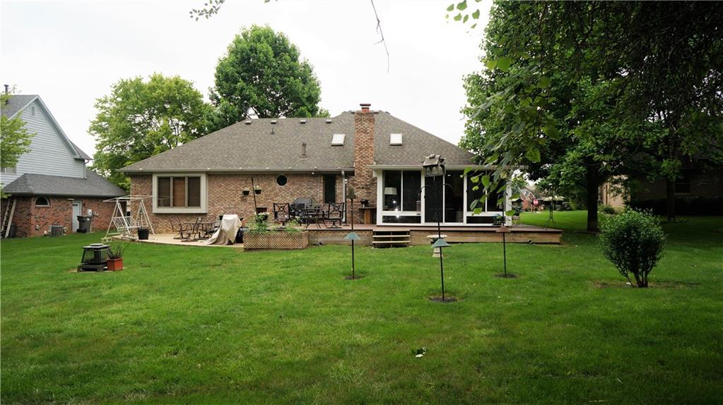 4328 Moss Ridge Lane Indianapolis, IN 46237 - Photo 4 of 43 Gallery Image 4