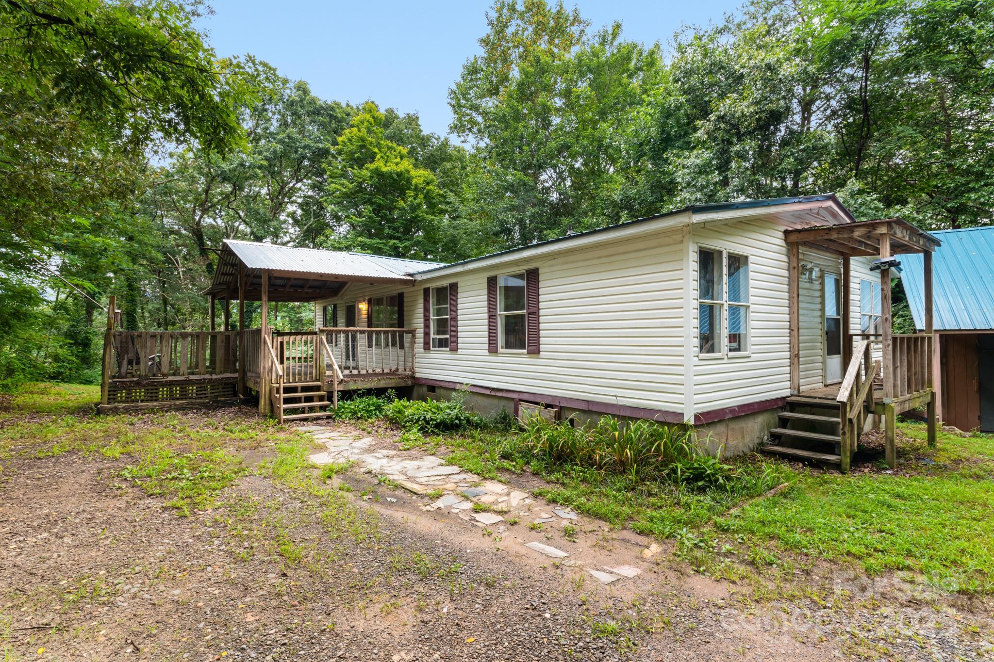 28 Myrtle Road Swannanoa, NC 28778 - Photo 1 of 28 Gallery Image 1