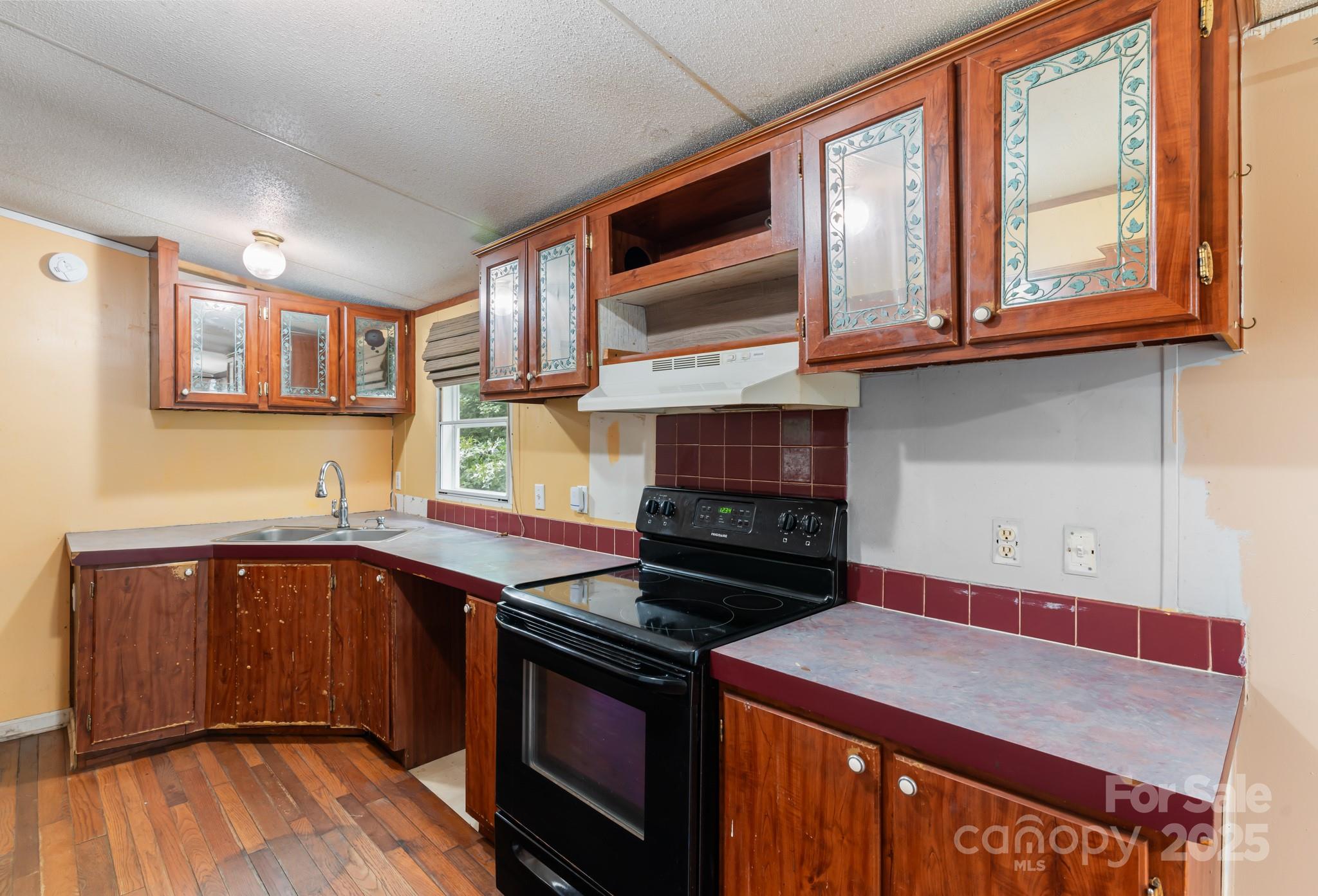 28 Myrtle Road Swannanoa, NC 28778 - Photo 5 of 28 Gallery Image 5