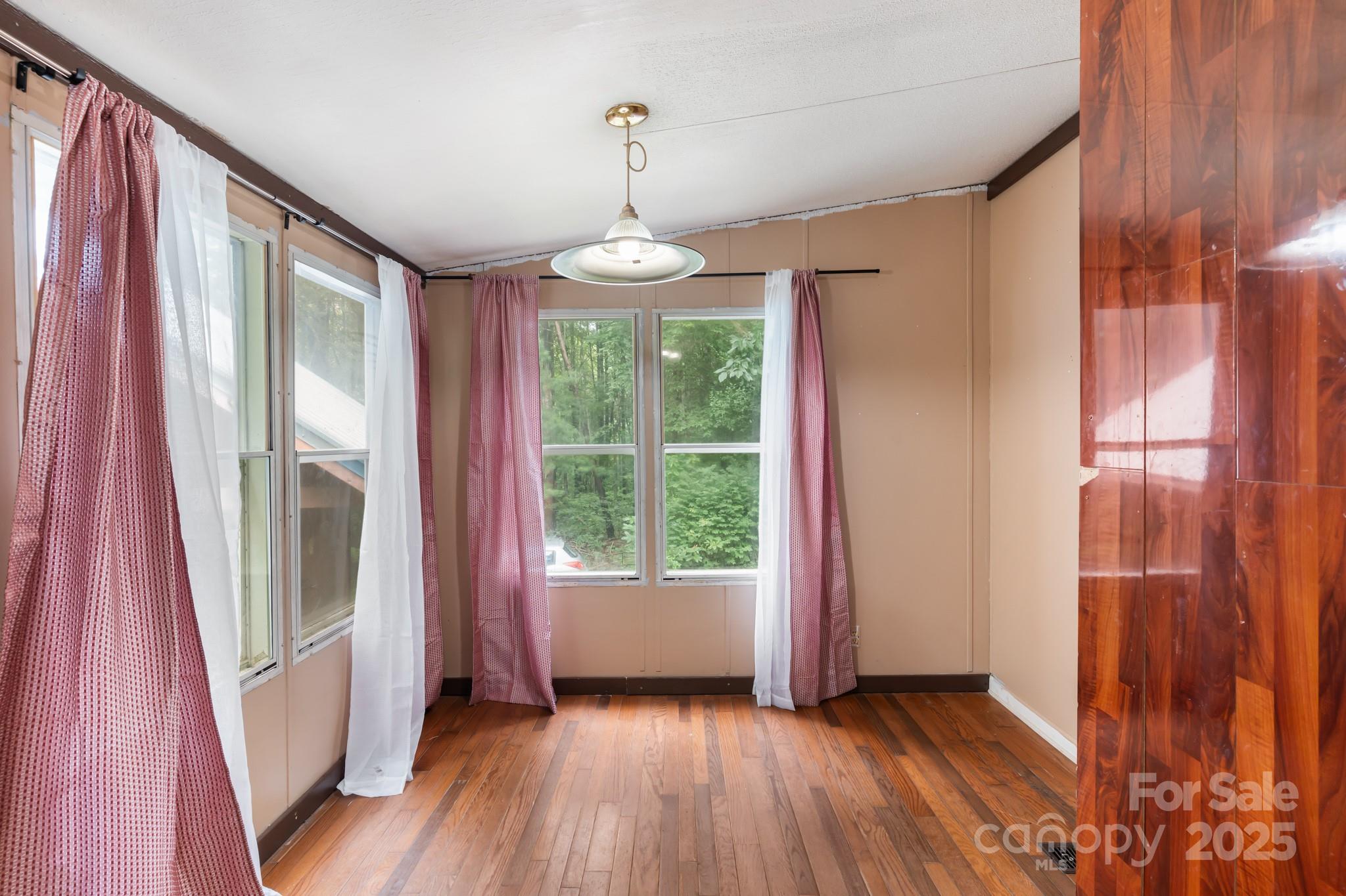 28 Myrtle Road Swannanoa, NC 28778 - Photo 8 of 28 Gallery Image 8
