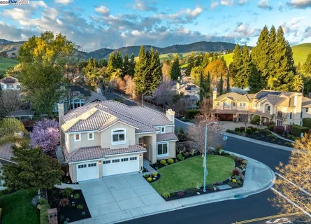 $2,590,000 | 500 Garrigan Court, Danville, CA 94506