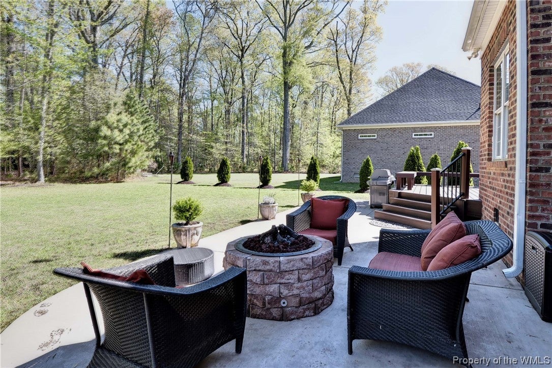 107 Bunting Point Road Yorktown, VA 23693 - Photo 47 of 50 Gallery Image 47
