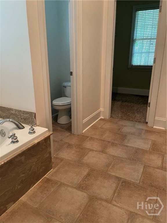 3910 South Barnett Shoals Road Athens, GA 30605 - Photo 16 of 30 master bathroom