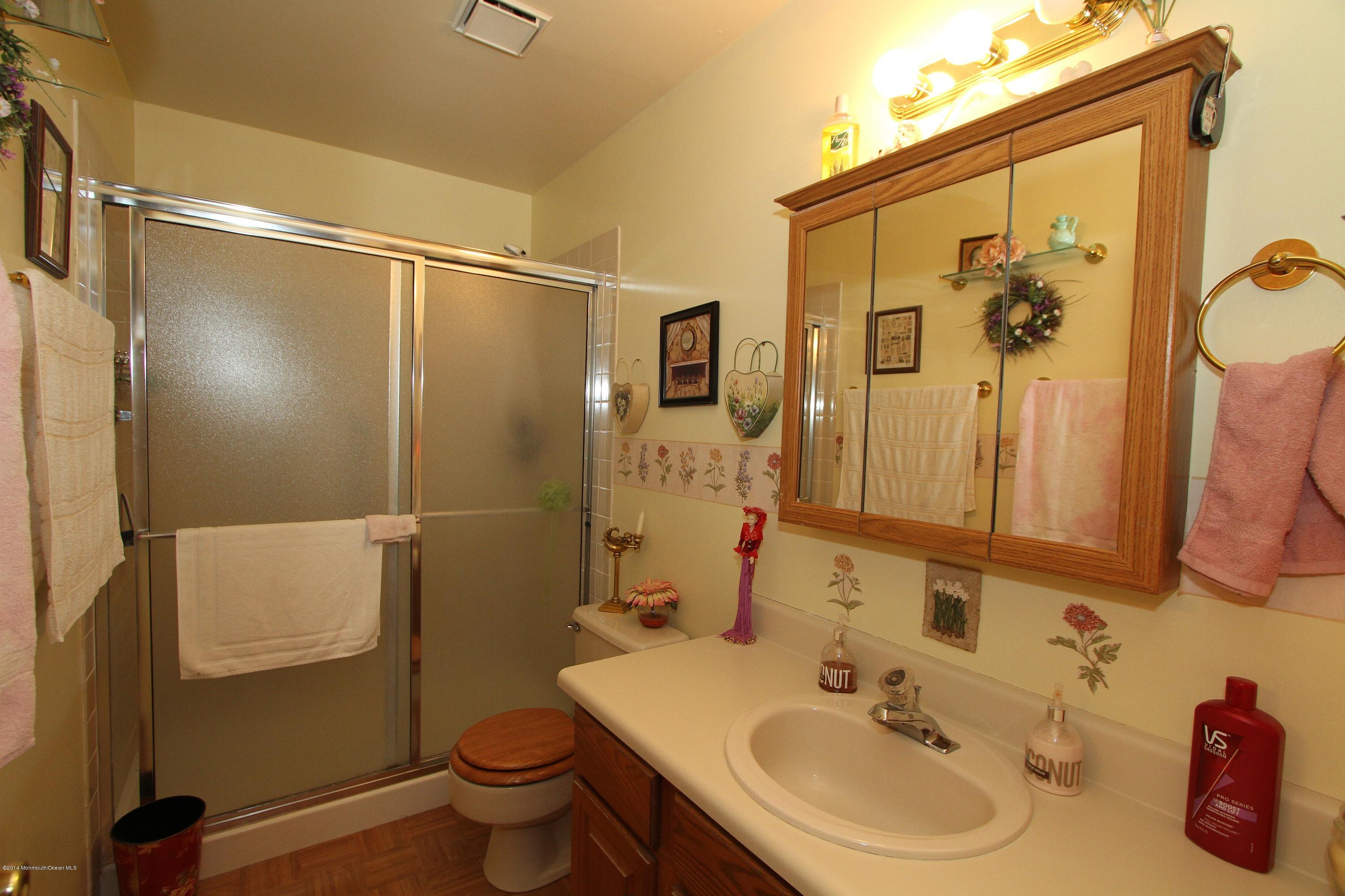 7 B Mill Road Manchester Township, NJ 08759 - Photo 8 of 14 Full Bath