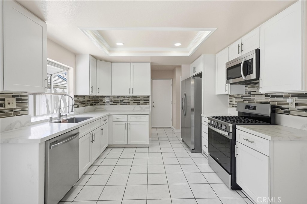 15303 Rancho Polermo Road Paramount, CA 90723 - Photo 17 of 33 Gallery Image 17