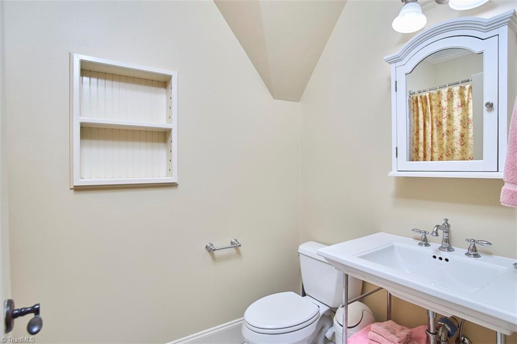 3560 Kirklees Road Winston-Salem, NC 27104 - Photo 22 of 49