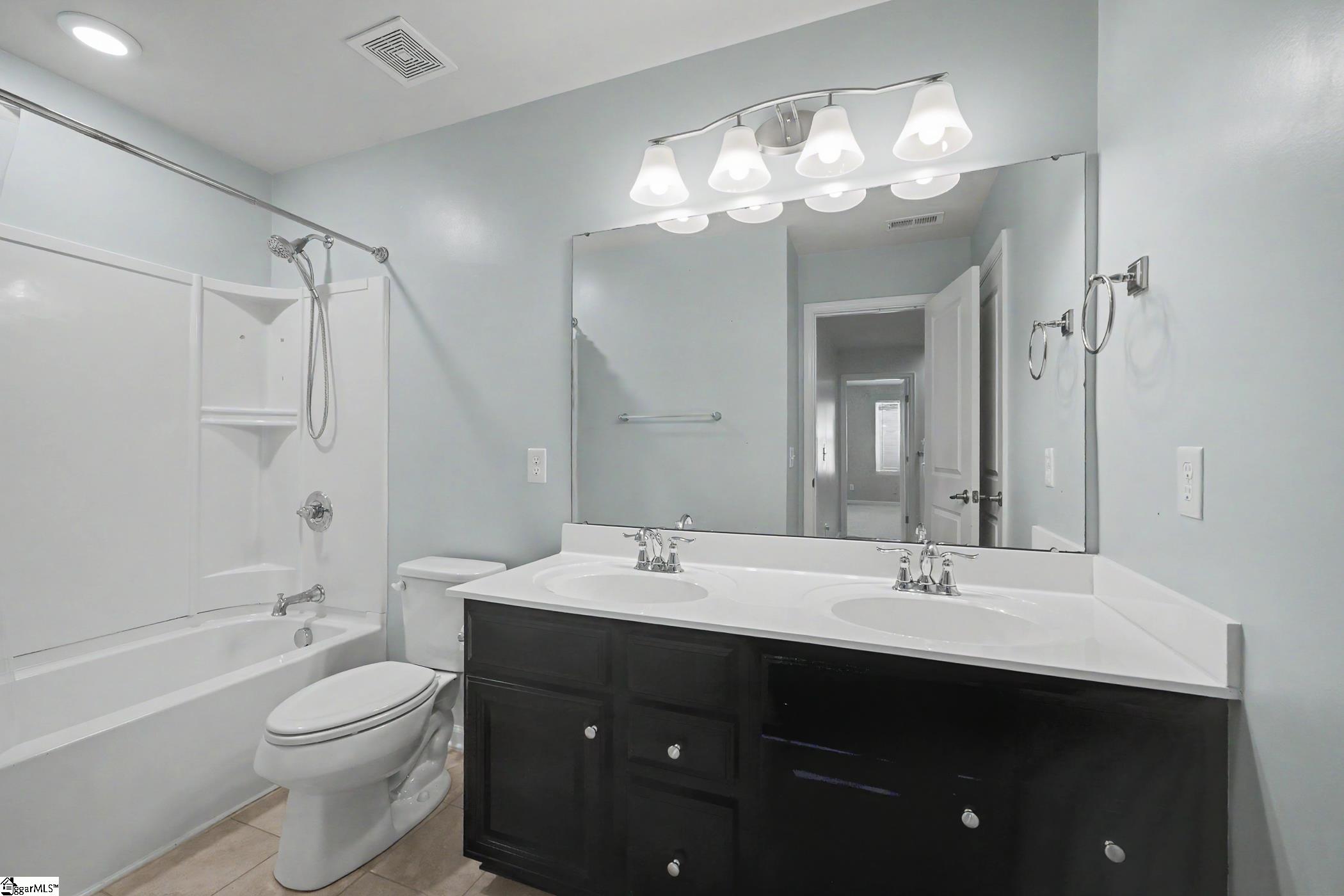 425 Sandusky Lane Simpsonville, SC 29680 - Photo 29 of 33