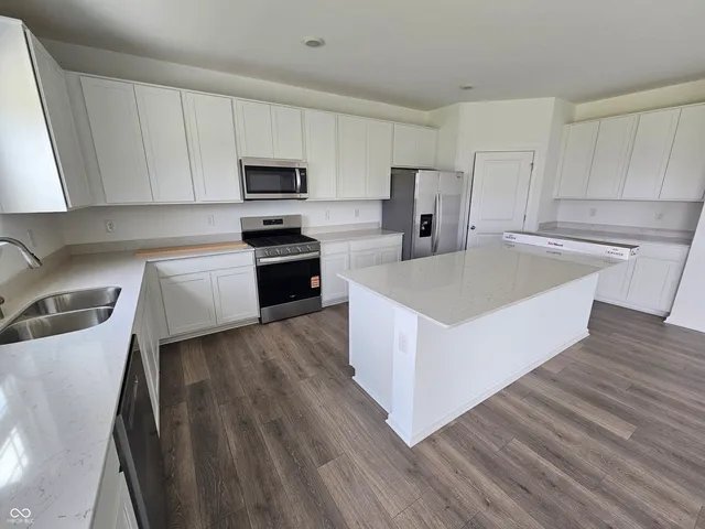 $485,000 | 2271 Oakmont Drive, Plainfield, IN 46168