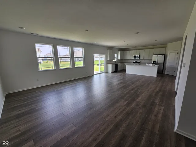 $485,000 | 2271 Oakmont Drive, Plainfield, IN 46168