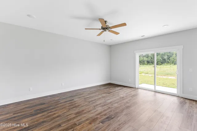 $329,000 | 3220 Beaus Drive, Castle Hayne, NC 28429