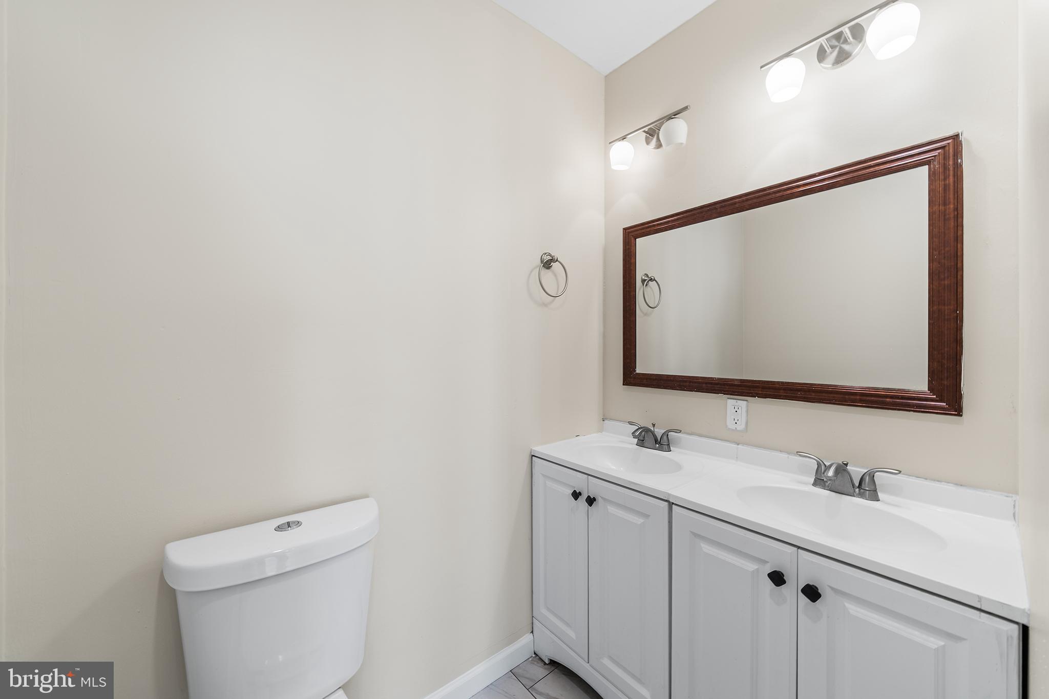 2003 South 7th Street, Unit 2 Philadelphia, PA 19148 - Photo 18 of 27