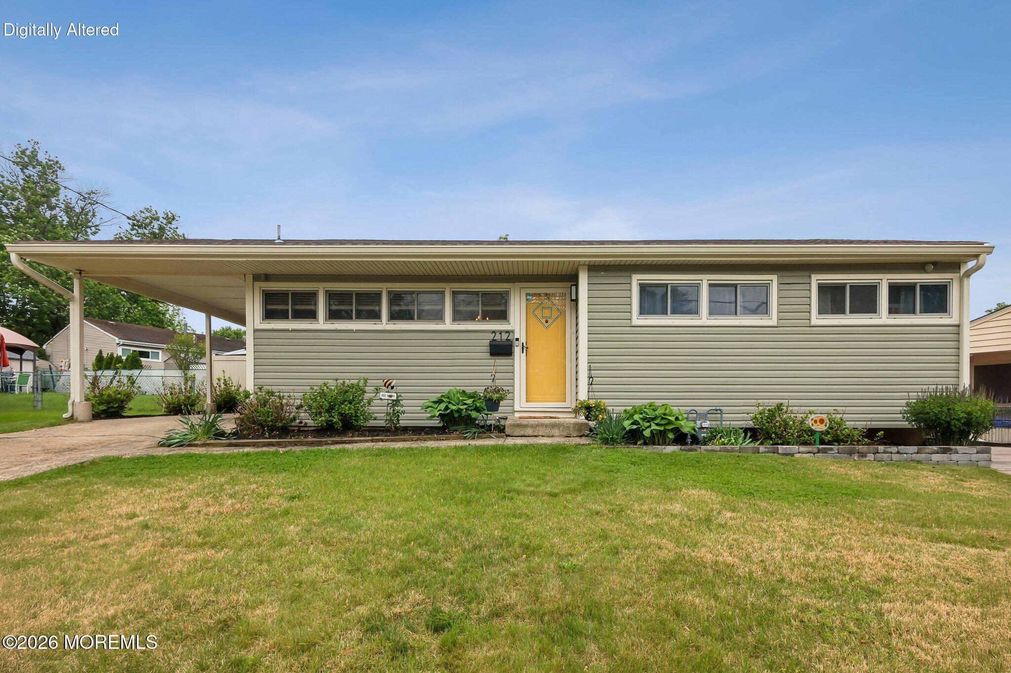 212 Princeton Road Parlin, NJ 08859 - Photo 1 of 22 028