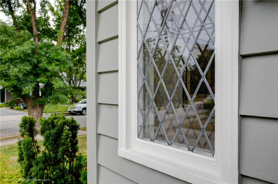 83 Hartshorn Road Providence, RI 02906 - Photo 2 of 39 Gallery Image 2