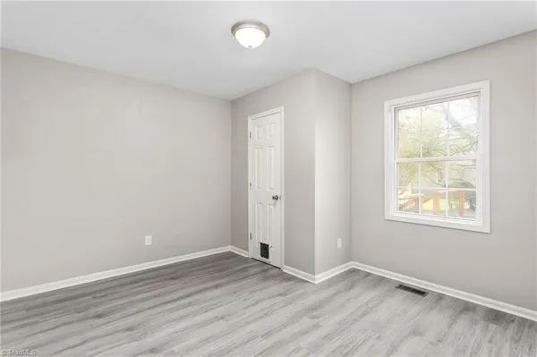 $289,000 | 405 East Oakwood Street, Mebane, NC 27302