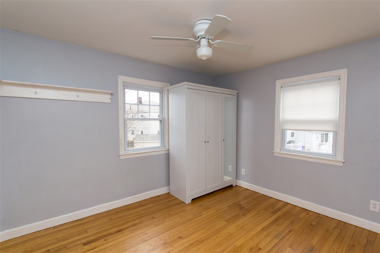 84 Merrow Street Manchester, NH 03104 - Photo 6 of 9