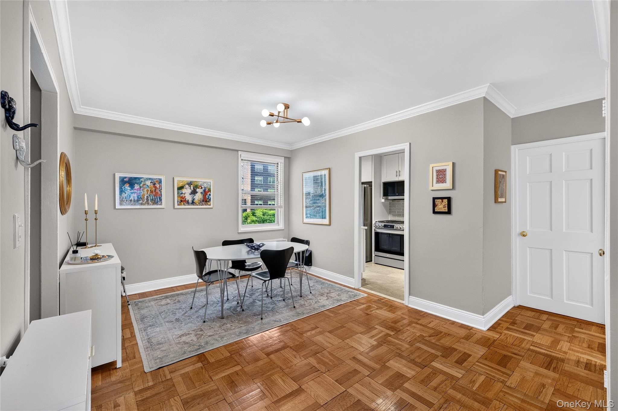 240 Garth Road, Unit 4H2 Scarsdale, NY 10583 - Photo 10 of 27