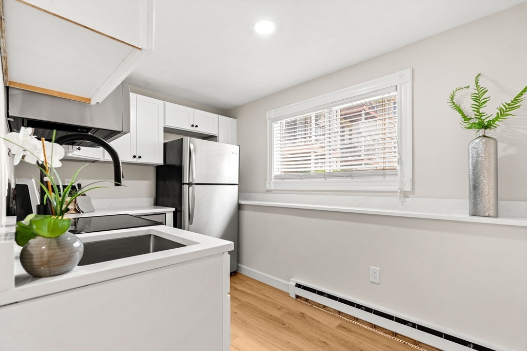 16 Appleton Park, Unit B2 Ipswich, MA 01938 - Photo 8 of 28