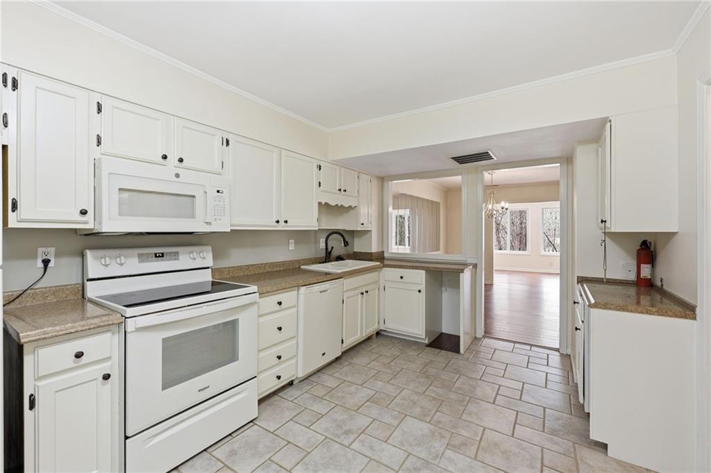 6500 Gaines Ferry Road, Unit I4 Flowery Branch, GA 30542 - Photo 20 of 28