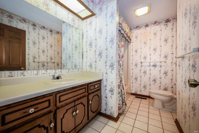 $310,000 | 5722 Port Royal, Fort Wayne, IN 46815