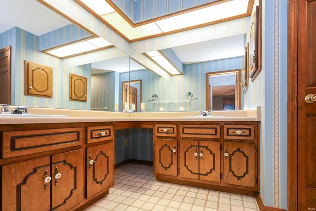 $310,000 | 5722 Port Royal, Fort Wayne, IN 46815