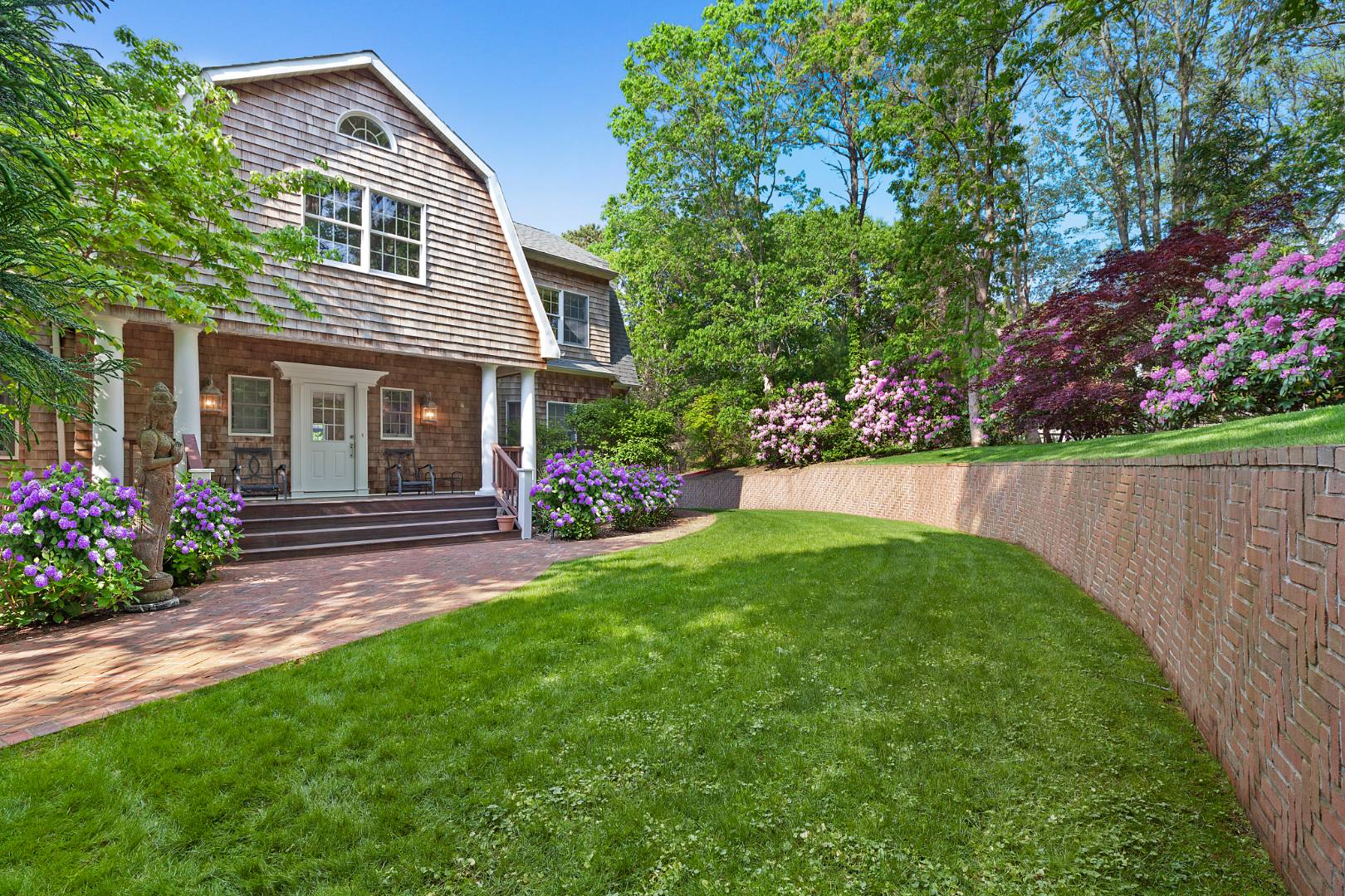 65 Highland Road Southampton, NY 11968 - Photo 21 of 25 Gallery Image 21