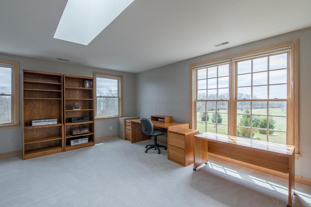 8719 Carter Road Hilliard, OH 43026 - Photo 47 of 66 Gallery Image 47