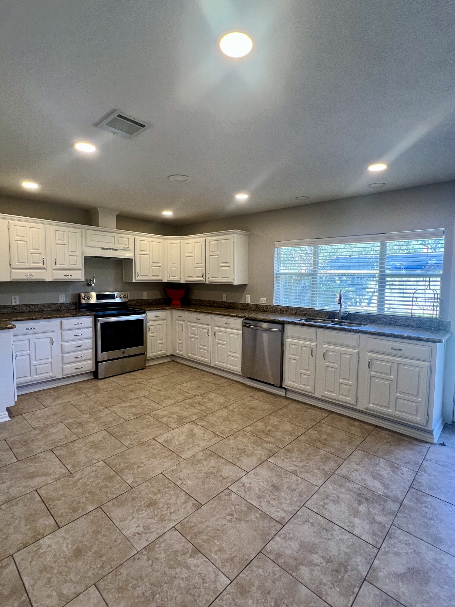 3906 Coltwood Drive Spring, TX 77388 - Photo 7 of 33