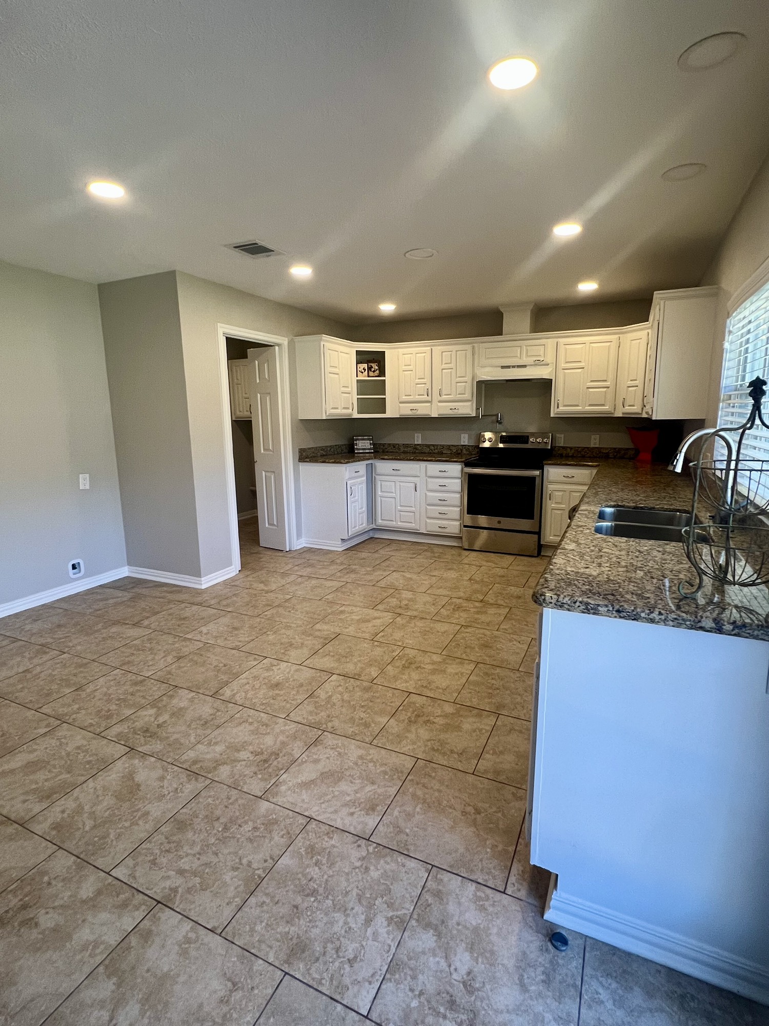 3906 Coltwood Drive Spring, TX 77388 - Photo 10 of 33