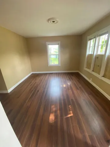 $300,000 | 131 West Street, Lake Geneva, WI 53147