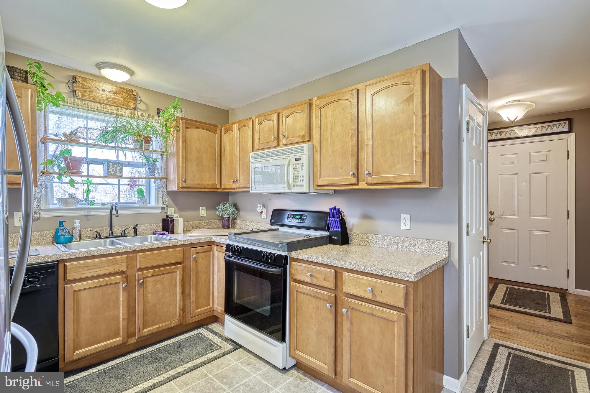 1797 Rocky Road Dover, PA 17315 - Photo 10 of 36 Gallery Image 10