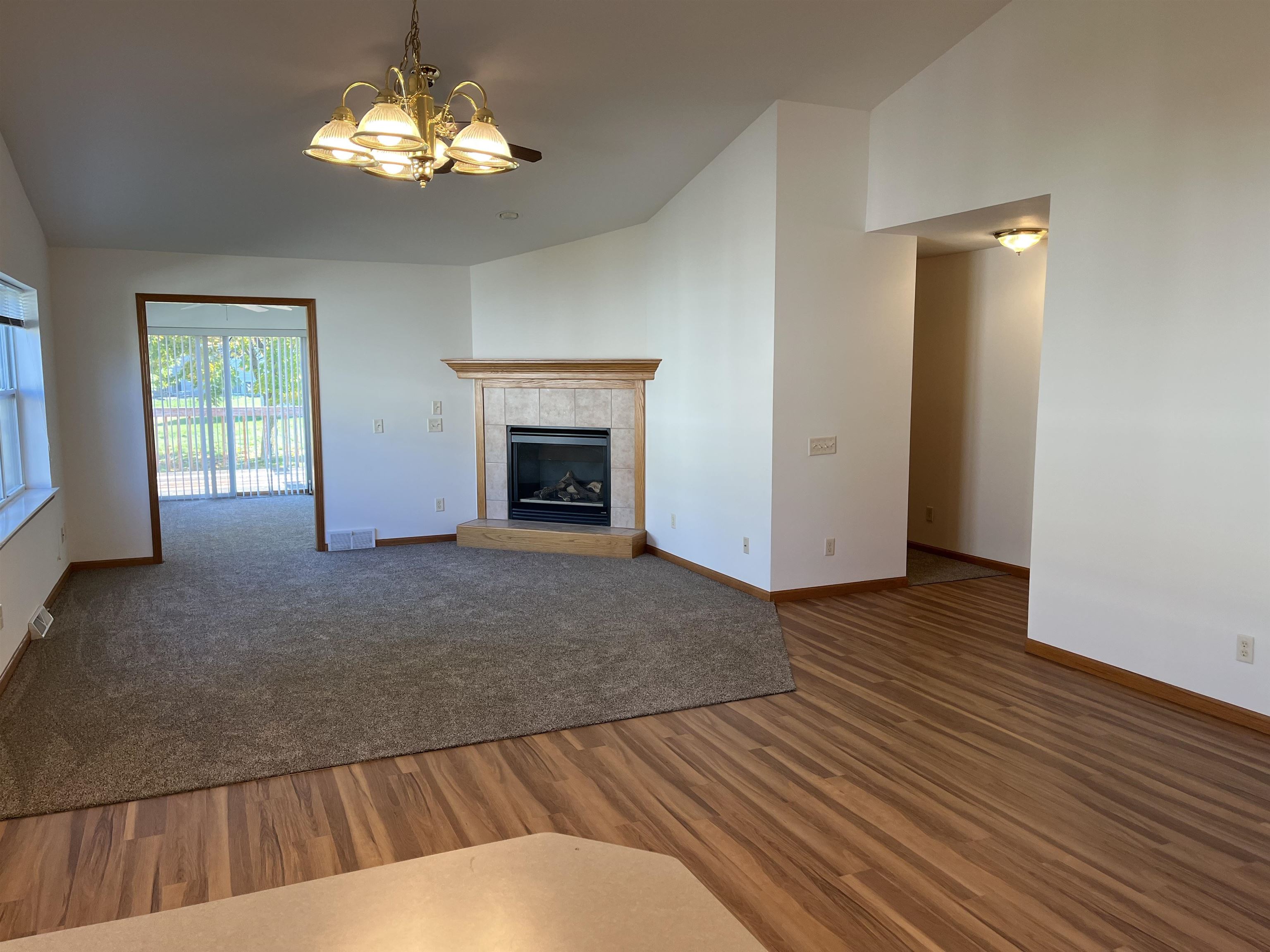 1175 St Albert The Great Court, Unit 1175 Sun Prairie, WI 53590 - Photo 5 of 14