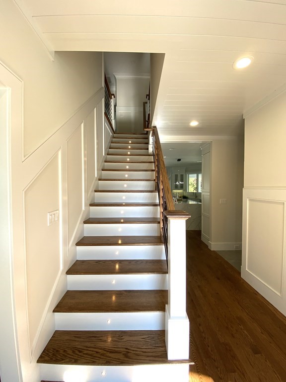 19 Shute Path Newton, MA 02459 - Photo 3 of 20
