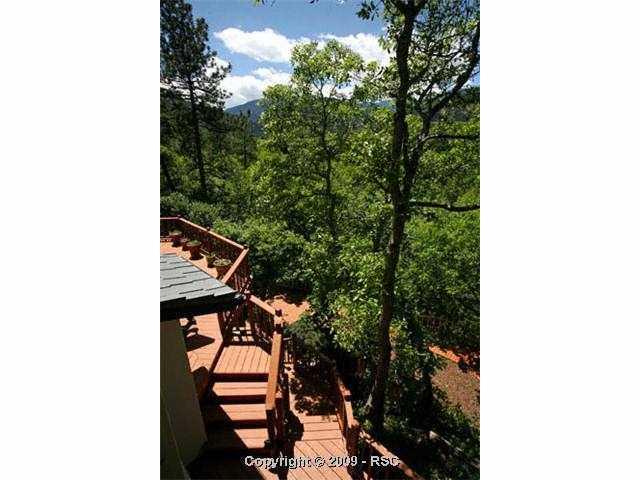 144 Cresta Road Colorado Springs, CO 80906 - Photo 12 of 16