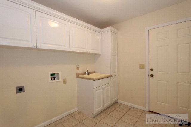 366 River Crest Road Boone, NC 28607 - Photo 3 of 14 Gallery Image 3