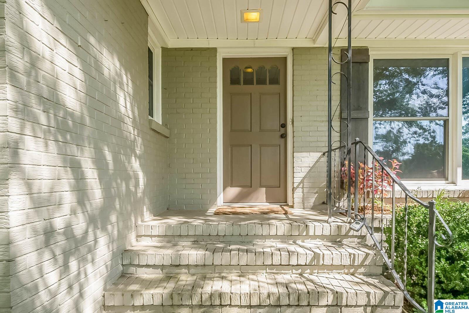 1908 Southwood Road Birmingham, AL 35216 - Photo 2 of 31