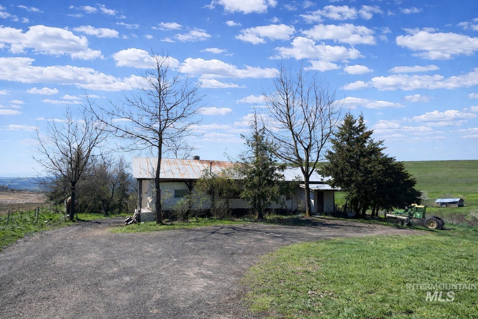 1753 Drake Road Nezperce, ID 83543 - Photo 17 of 31