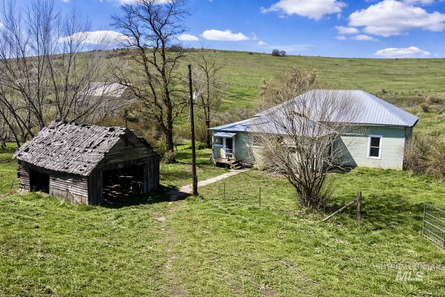 1753 Drake Road Nezperce, ID 83543 - Photo 18 of 31