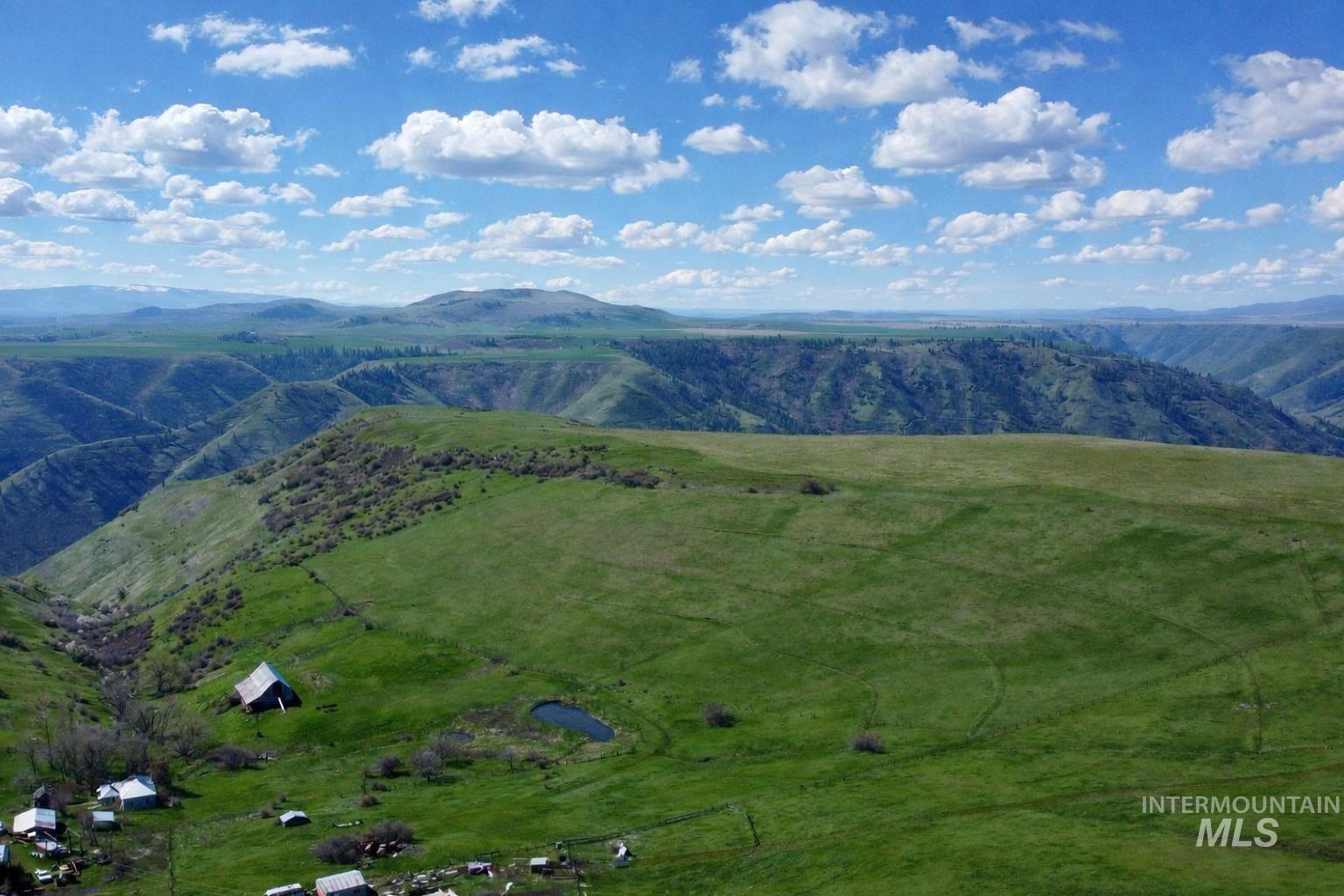 1753 Drake Road Nezperce, ID 83543 - Photo 5 of 31