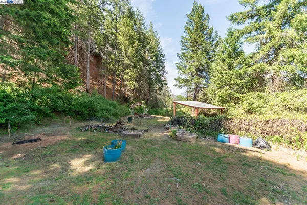 $250,000 | 2940 Dutch Creek Road, Junction City, CA 96048